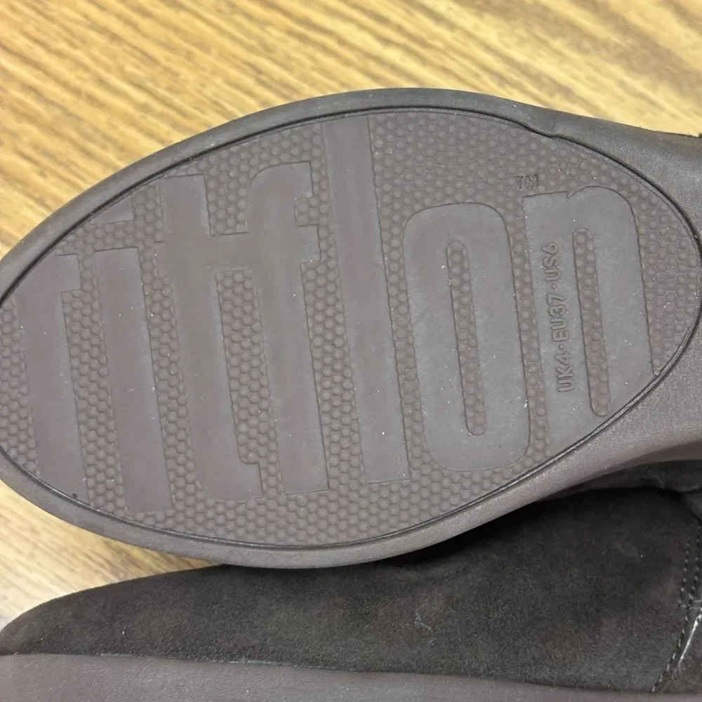 Stylish Brown Light Weight Ankle Boots by Fitflop